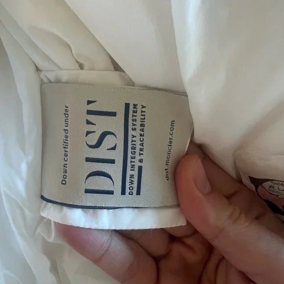 Moncler Ivory Quilted Jacket - Picture 4 of 12